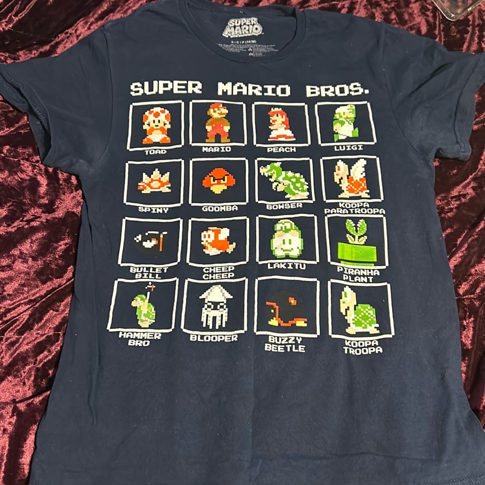 Super Mario shirt classic